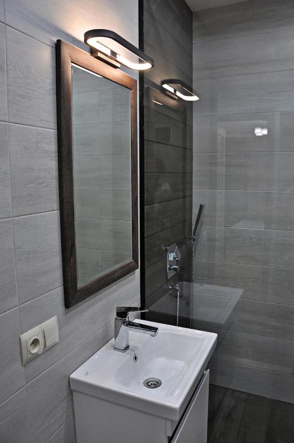 טביליסי Superior Apartment On Kostava מראה חיצוני תמונה